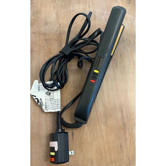 CHI Compact 3/4" Ceramic Travel‎ Hairstyling Flat Iron Onyx Black - Picture 1 of 5